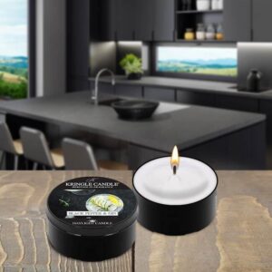 Kringle Candle âÃÃ¬ Black Pepper Gin